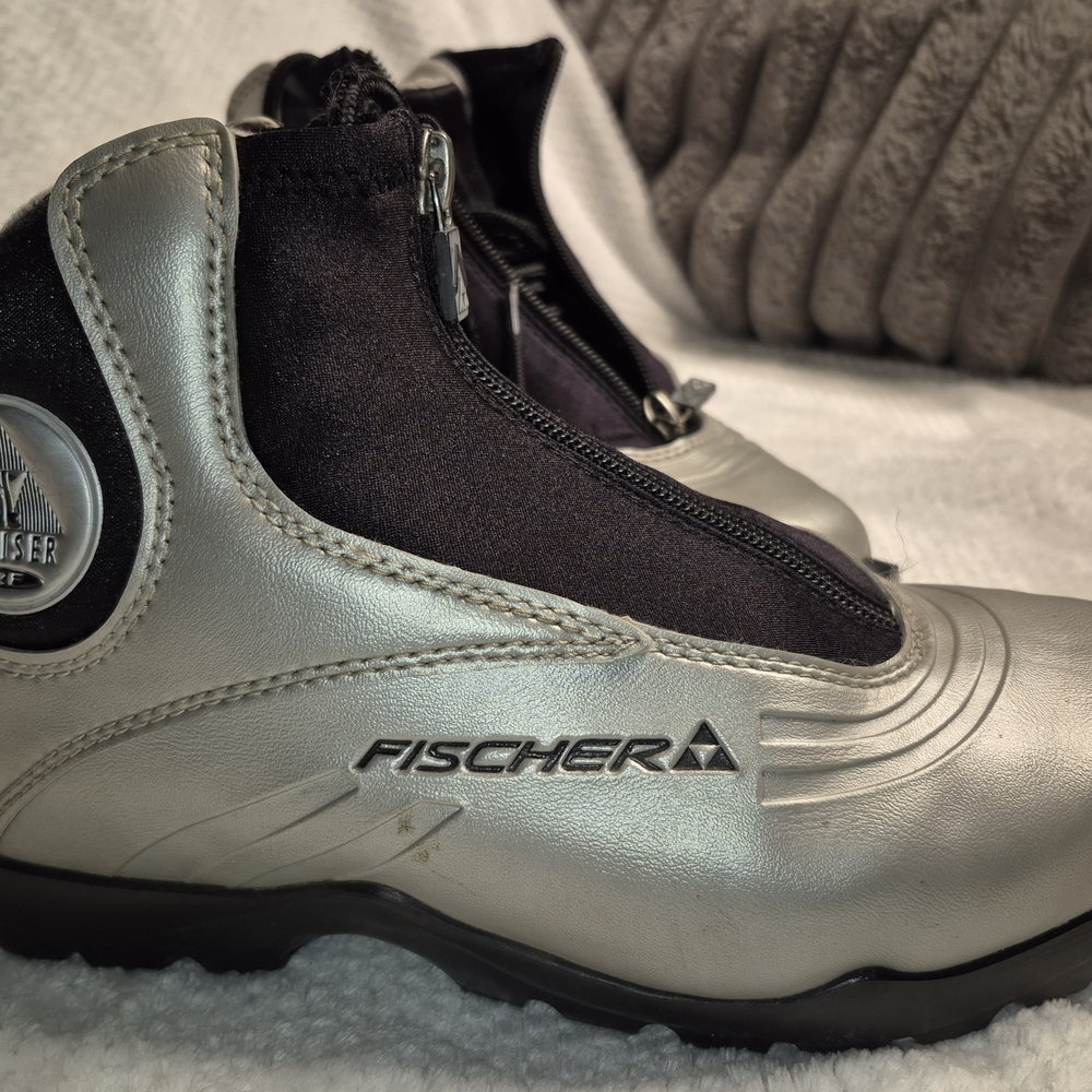 Fischer Men's Athletic Shoes - Silver and Black